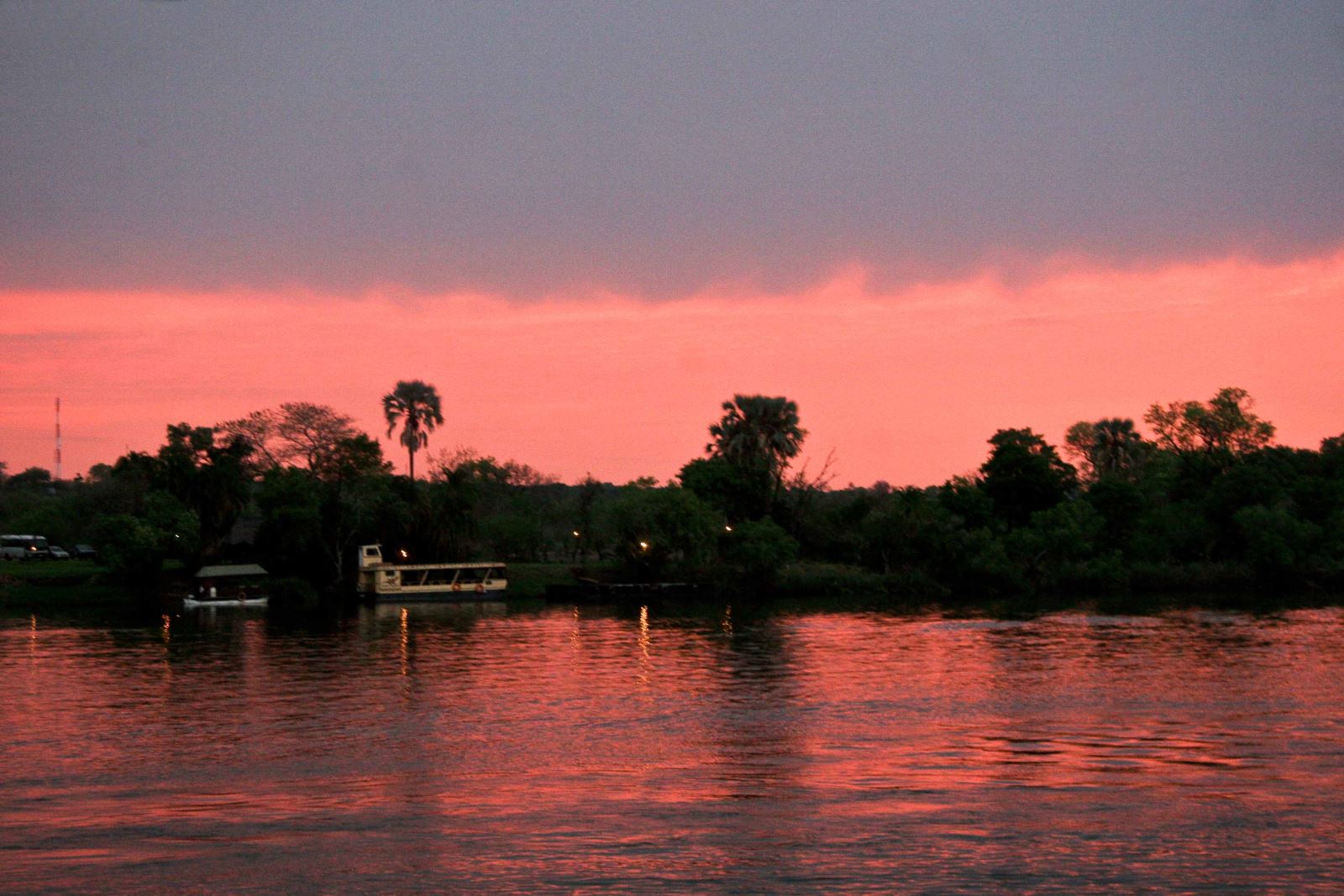Zimbabwe Zambezi river cruise