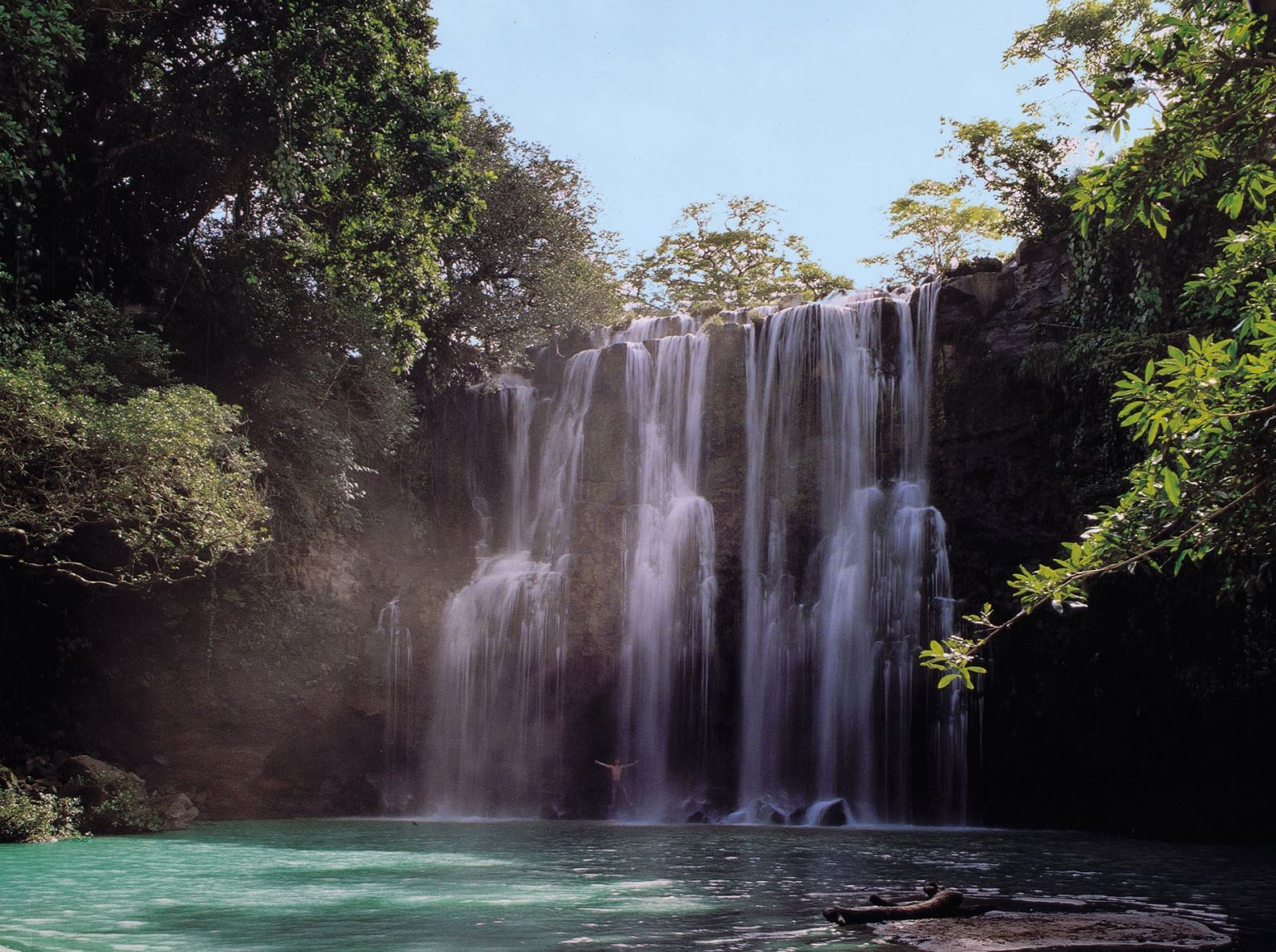 La-Fortuna-waterfall-Costa-Rica