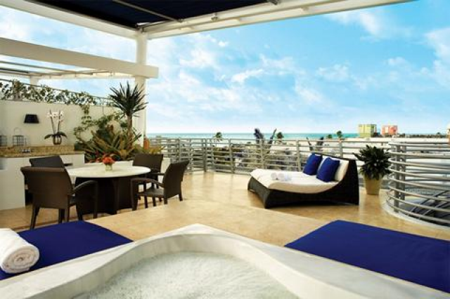 Z Ocean Hotel Rooftop Terrace Suite 